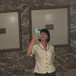 '이범수와 이혼' 이윤진, 발리서 호텔리어 됐다…"안정적 삶 위해"