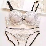 여자들 이런 <b>속옷</b> 많이 입지?