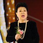 [속보] 원로가수 <b>현미</b> 별세, 자택서 쓰러져 발견..향년 85세