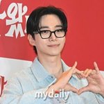 박진영 품 떠난 이준호, 인생 2막…첫 무대는 '태풍상사' [MD피플]