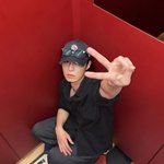 이재욱, <b>근접샷</b>도 전신<b>샷</b>도 다 잘생겼네…외모 자신감 폭발