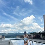 손담비, 출산한지 얼마나 됐다고..벌써 <b>아랫배</b> 홀쭉한 비키니 자태