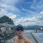 손담비, 출산 5개월만에…수영복 자태 <b>난리</b>났네 [DA]