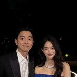 신민아 옆자리 김우빈이 아니네? 공유와 화보 비주얼 투샷 “반가웠어”