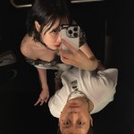 현아용준형, 여행지서 꿀 떨어지는 데이트…거울 셀카도 힙한 부부