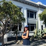 '47세' <b>엄지원</b>, 나이 믿기지 않는 탄탄한 몸매...키 170cm에...