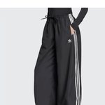 <b>이런바지</b> 입으면 화장실 어케감?