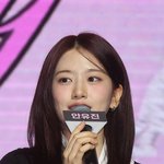 [드루와] 안유진, <b>후보정</b> 논란 ‘골든’ 커버 입 열었다…“아직...