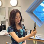 [드루와] <b>오나라</b> 완벽 원피스 자태…25년 열애 중 물오른 미모