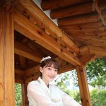 [어케생각해] [단독] '대세' 나현영, 고경표 소속사와 전속계약…활동...