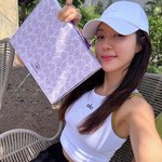 “예쁘기까지 <b>한</b> 선물”…박한별, 맑은 <b>한여름</b> 미소→청량한 변화