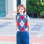 ‘만화책 찢고 나온 귀여움’ (웬디의 영스트리트 출근길) [<b>HD</b>포토]