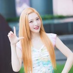 레드벨벳 조이, ‘Love <b>Splash</b>! 포인트 안무도 러블리!’...