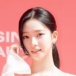 [현장포토] "<b>남심</b>을 녹인다"…카리나, 심쿵 볼하트