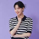 [단독] <b>엄지윤</b> "전청조 패러디 논란 속상... 웃음의 기준 더...