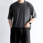 옷<b>주름</b> 자연스럽게 그리기가 어렵지 않냐