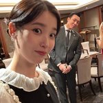 아이유, 13년 함께한 경호원과 훈훈 투샷 "<b>지은</b> 대장 축하해"