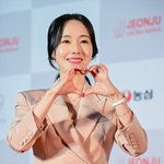 [댓글부탁해] 이정현 “‘의사’ 남편이 2년간 투병 母 업고 다...