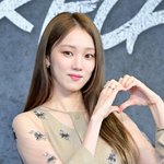 [댓글부탁해] 이성경, 그토록 원하던 가수의 꿈 이뤘다(‘착한사나이’)