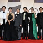 기립박수…美 매체 "박찬욱, <b>현존</b>하는 가장 품위 있는 감독"...