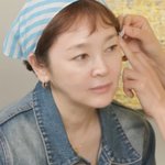 이승연, 피부과 안 가도 돼…'<b>테이프</b>' 얼굴 리프팅 효과 "너무...