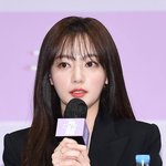 한국 온 학폭 폭로자 <b>A씨</b> "송하윤, 1년 전 학폭 인정해놓고 말...