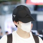 홍경, 일본 ‘<b>청설</b>’ 무대인사 관객과의 즐거운 만남 [포토엔HD]