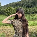 장원영이 하면 다 난리…목장갑 거꾸로 착용 논란 즉각 해명[SC이슈]