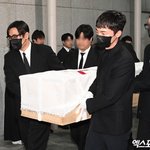 故 박보람, 오늘(17일) 발인식 엄수…로이킴·박재정·강승윤 등...
