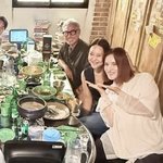 거미, '둘째 임신' D라인 포착됐다…백지영과 해맑은 <b>민낯</b> 미소