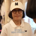  '<b>법카</b> 논란' 후 첫 근황 포착…"더 어려졌다" 女연예인들...