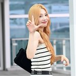 크러쉬 레드벨벳 조이 ‘포인트 안무로 마무리~’[포토엔HD]