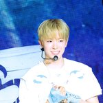 [현장포토] "설렘지수 100%"...<b>유우시</b>, 금발의 왕자님