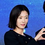 [댓글부탁해] “또 화제” 전지현, 크롭 재킷에 드러난 선명한 '복근'[O...