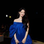 신민아, 황후 미모로 시선 집중…레전드 비주얼 <b>탄생</b>