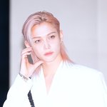[현장포토] "설.렘.주.의.보"...<b>필릭스</b>, 심쿵 볼하트