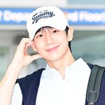 [현장포토] "비주얼은, <b>맑음</b>"…정해인, 스윗 볼하트