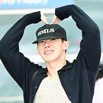 [댓글부탁해] [현장포토] "<b>상남자</b>도 러블리"…원호, 피지컬...