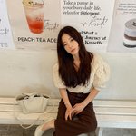 “이 가방은 어때”…기은세, <b>나른</b>한 초가을 오후→세련된 여유 절정