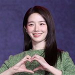 [단독]박규영, '홍석천 미녀픽' 됐다…'홍석천의 <b>자석</b>함' 대망의 첫...