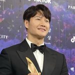 김종국, 유부남 됐다…유재석 사회로 비공개 결혼 “잘 살겠다”