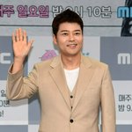 '47세 미혼' 전현무, 숨겨둔 아들 밝혔다…"올해 대학 들어가"...