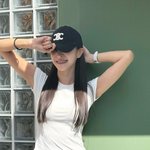 '168cm·47kg' 김윤지, 흰티에 청바지에도 돋보이는 몸매...