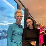 카리나, 틸다 스윈튼과 투샷…과감한 드레스로 독보적 존재감