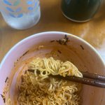 비빔면 한입 하실<b>라우</b>