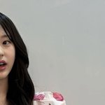 얼굴 반쪽만 보면 <b>동생</b>이랑 더 닮았음