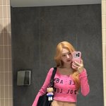 크러쉬 레드벨벳 조이, 금발+핫핑크 의상으로 바비인형 모드<b>on</b>