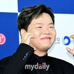  <b>혼전</b>임신 아빠 됐다…"10월 비연예인과 결혼" [공식입장]