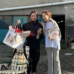 송지효, 레드립 <b>무당</b> 변신→박민영 깜짝 선물에 함박웃음