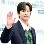 ‘깜짝 결혼’ 권율, 아내는 황승언 동생? 소속사 “비연예인…확인...